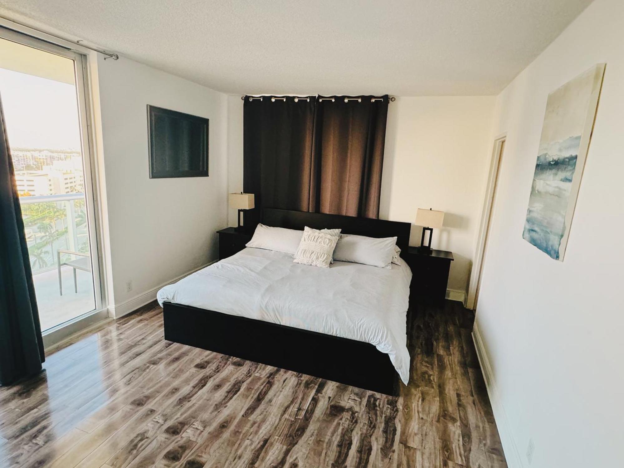 The Tides Condo On Hollywood Exterior photo