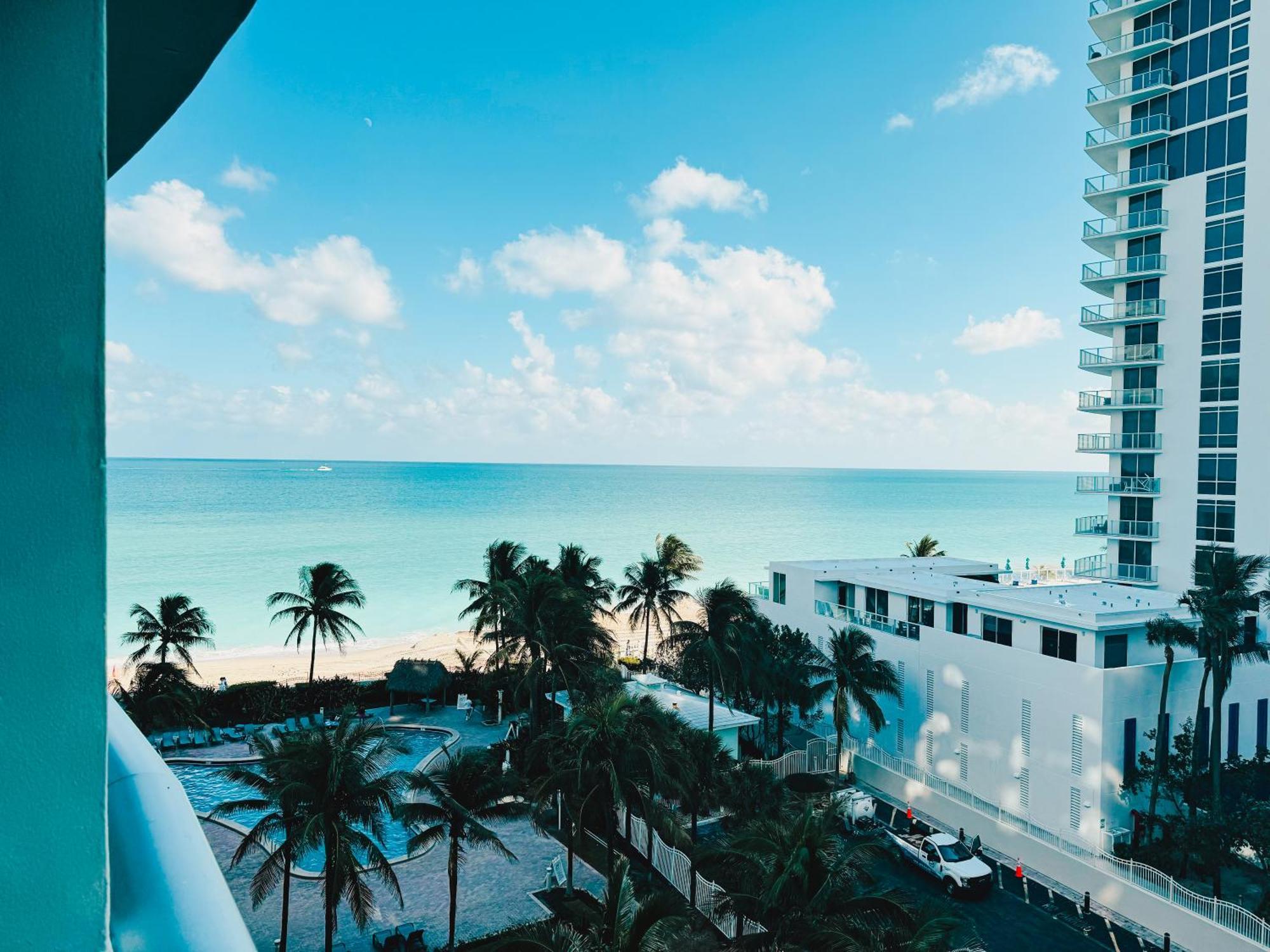 The Tides Condo On Hollywood Exterior photo