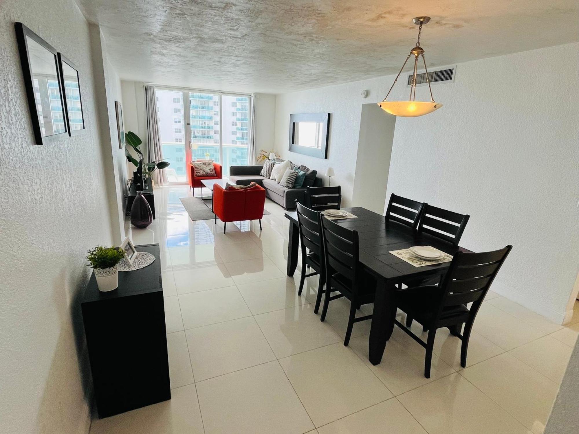 The Tides Condo On Hollywood Exterior photo